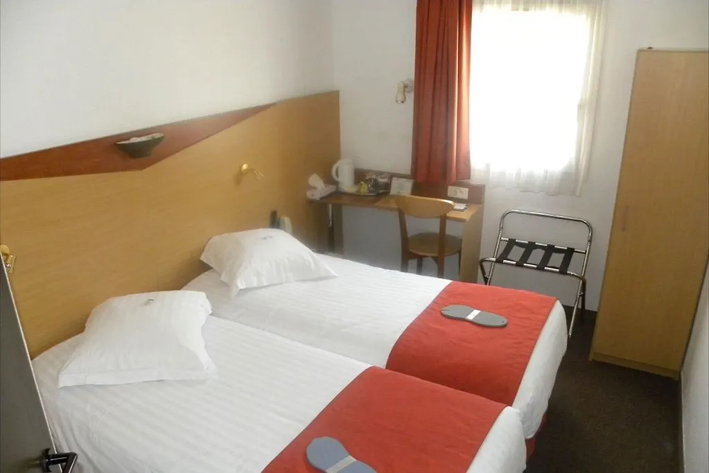 Hotel Du Pin Nice Port 3*,  Fransa
