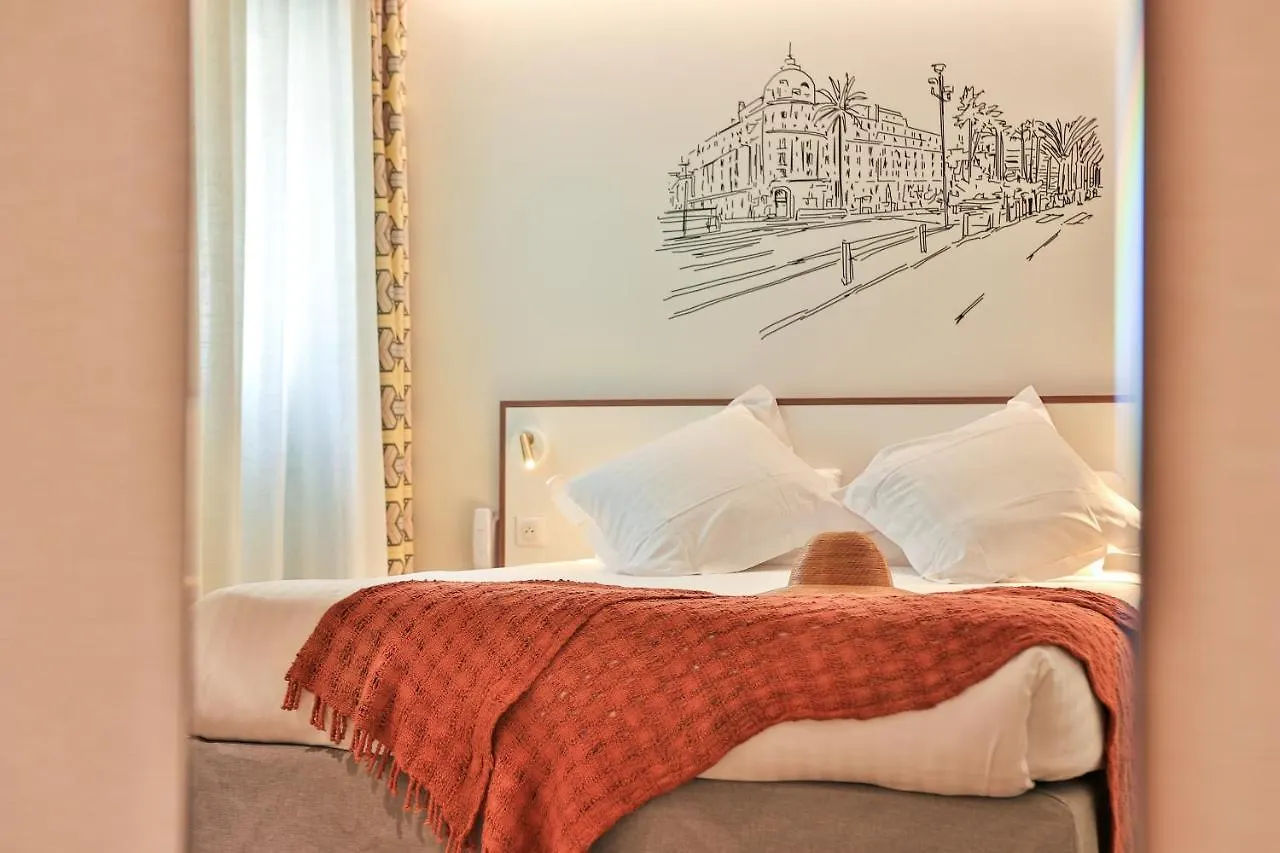 Hotel Du Pin Nice Port 3*,