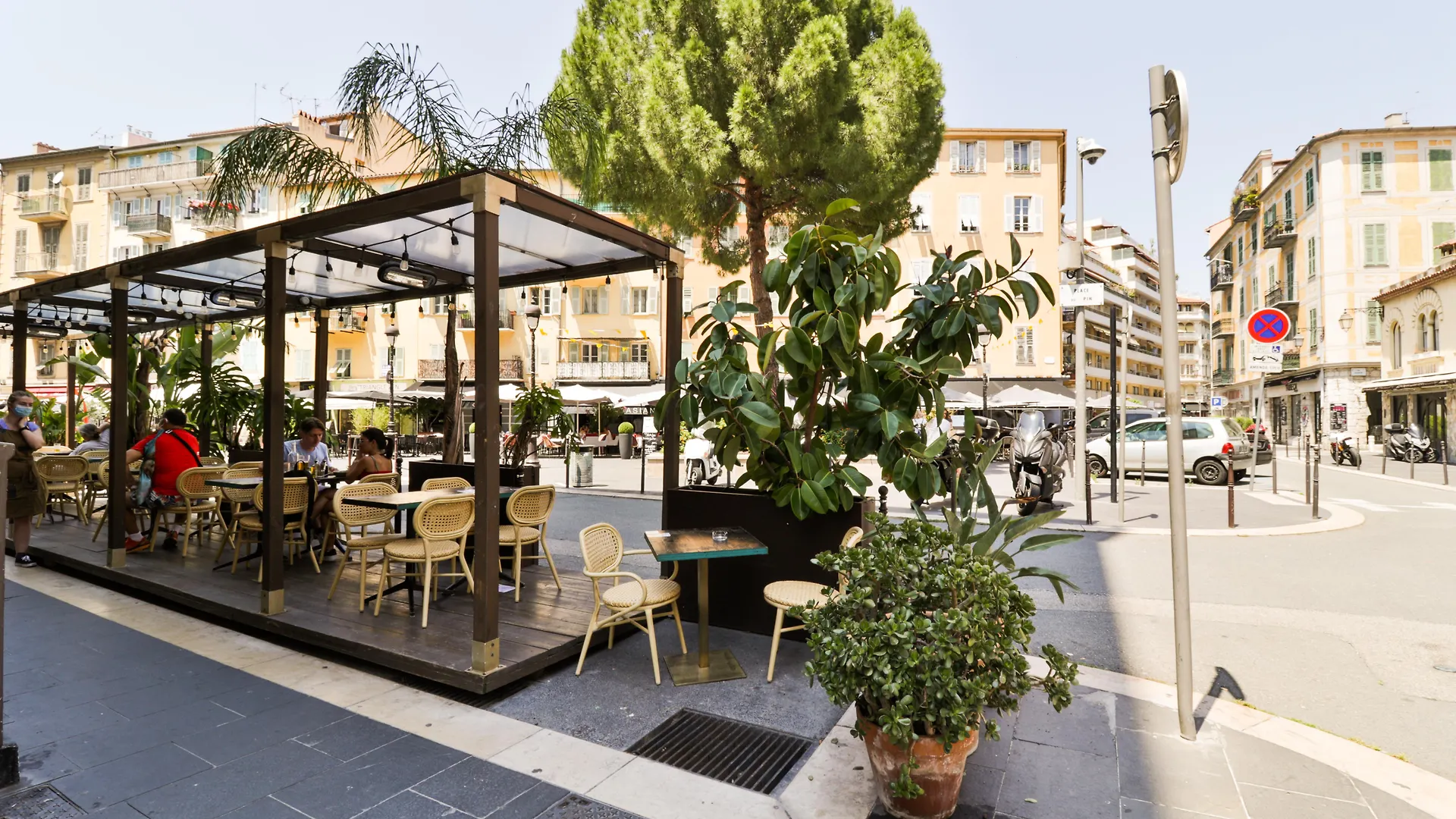 Hotel Du Pin Nice Port 3*,
